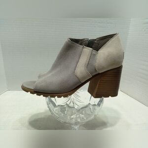 SOREL Nadia Heels # 7.5